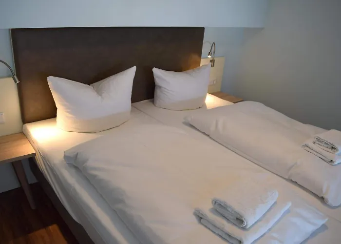 Ξενοδοχείο Trip Center 4*